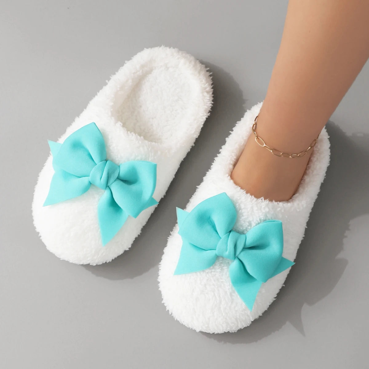 Bow Plushie Slippers by UWUsleep