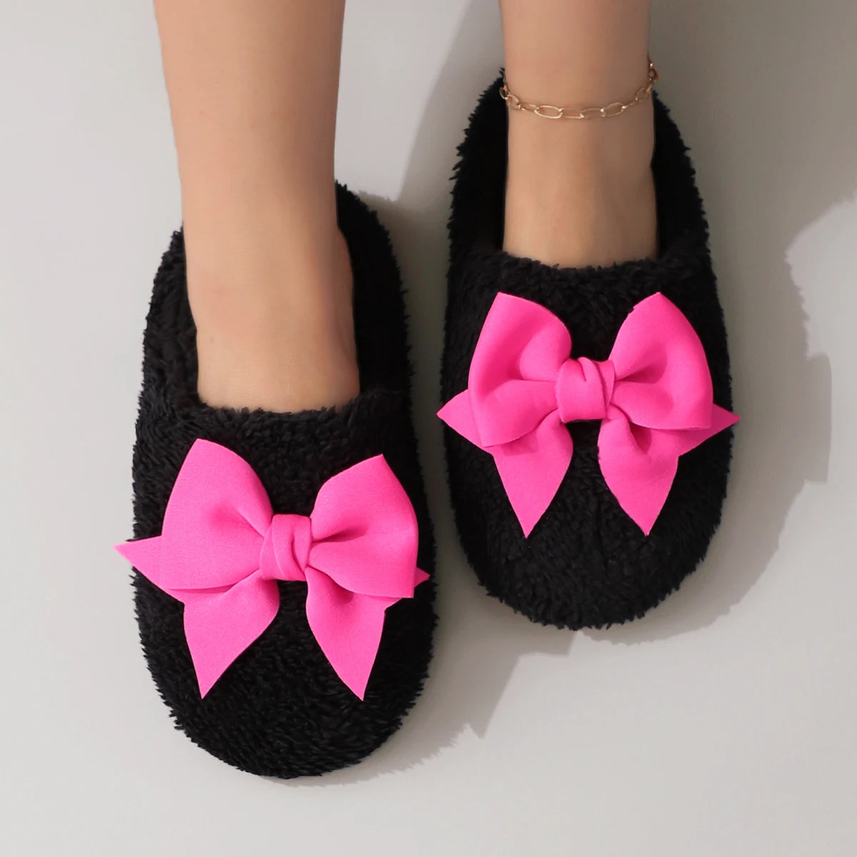 Bow Plushie Slippers by UWUsleep