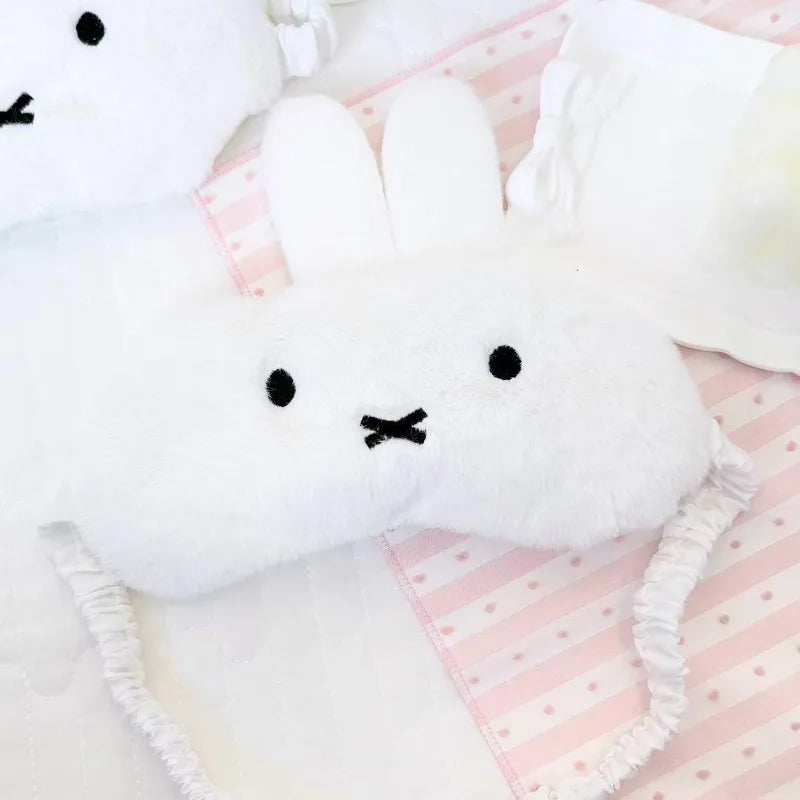 Bunnie eep! UWUsleep Mask